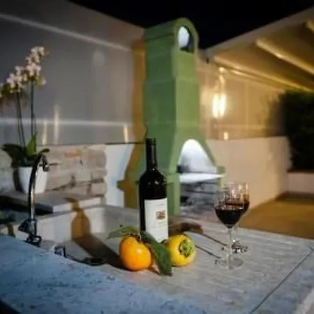 Eni Mit Pool By Interhome Holiday home *