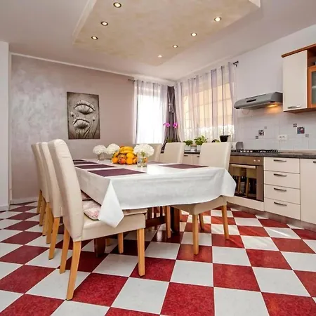 Eni Mit Pool By Interhome Holiday home *