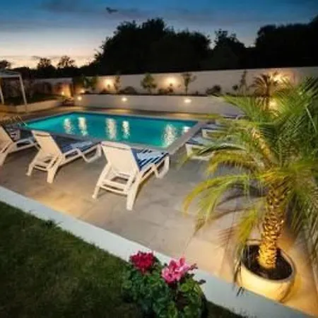 Eni Mit Pool By Interhome *